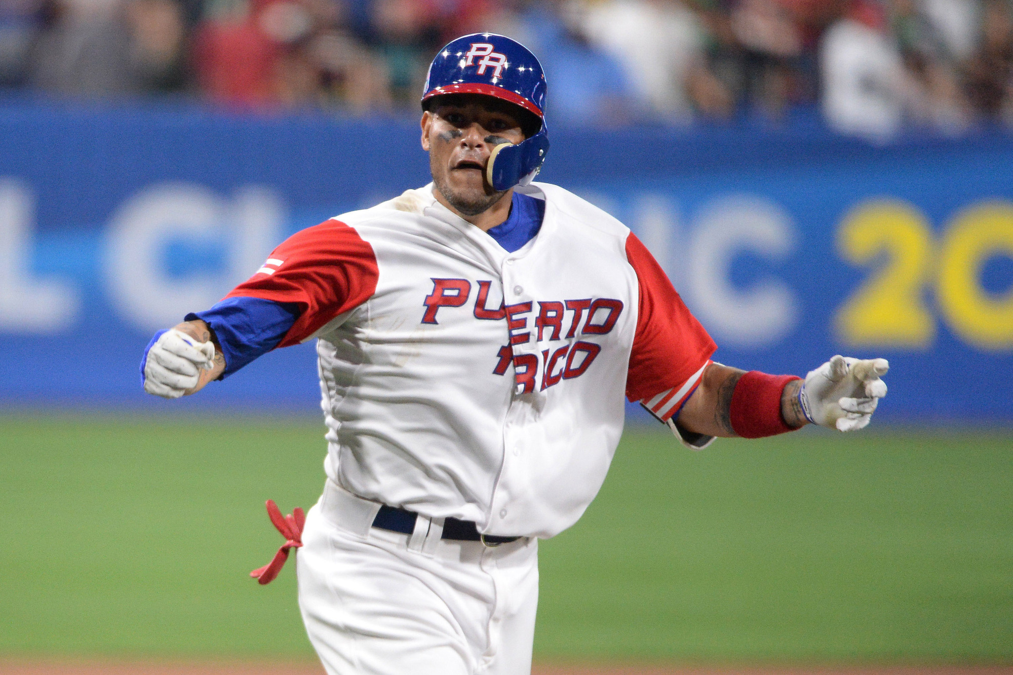 Puerto Rico names Yadier Molina manager for the World Baseball