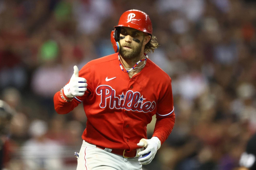 Phillies rip D-backs to seize series lead in MLB playoffs