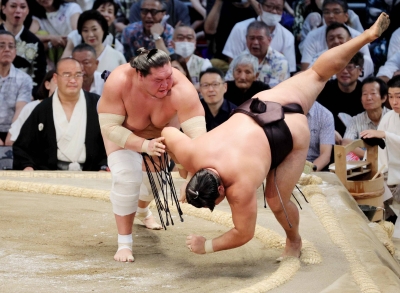 Terunofuji, as he tends to do, returns to stamp his authority on sumo pretenders