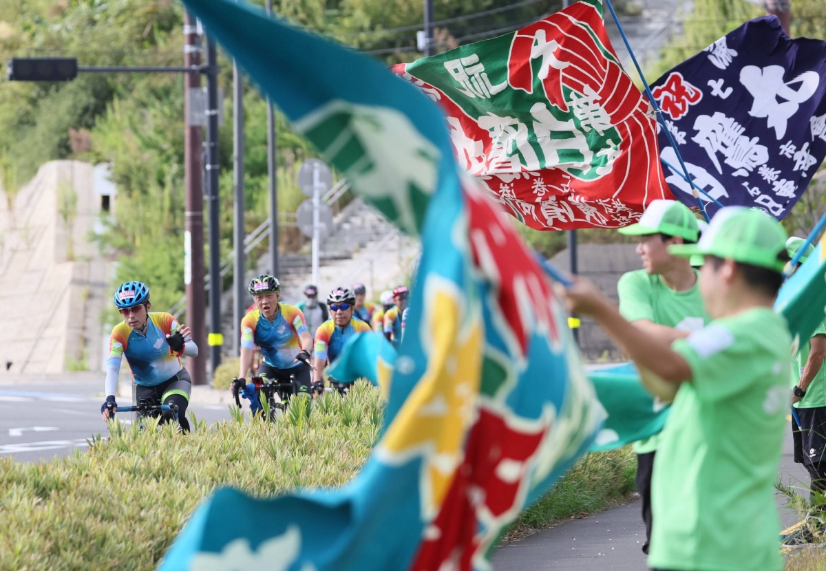 1,300 cyclists participate in Tour de Tohoku 2024