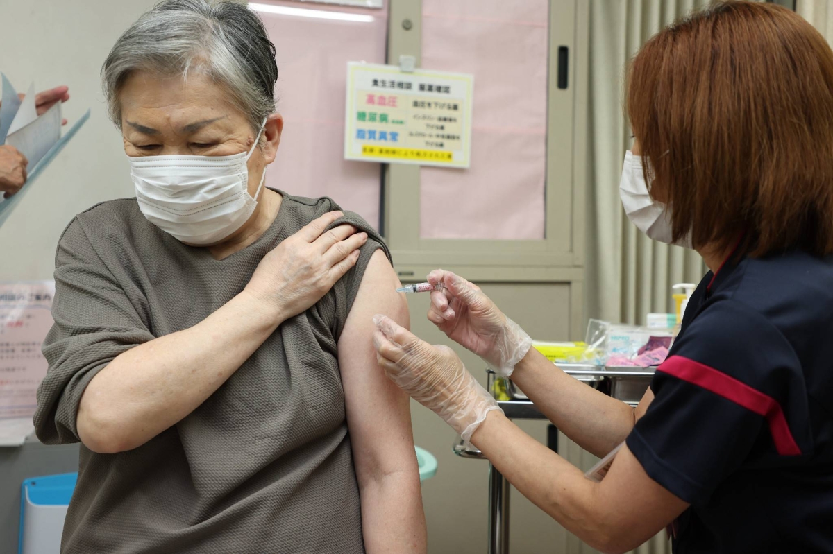 Routine COVID-19 vaccinations begin for elderly in Japan