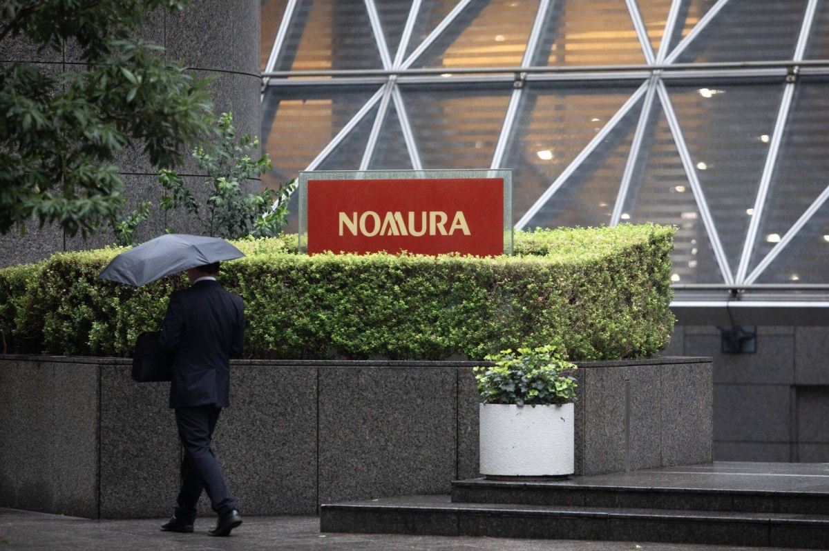 Nomura CEO apologizes after bond market manipulation probe