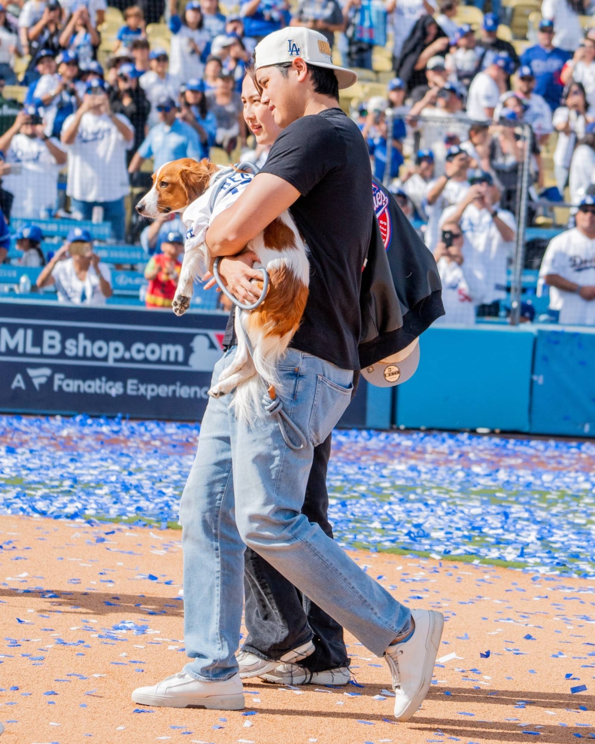 In pictures Dodgers fans fete World Series title with party fit for