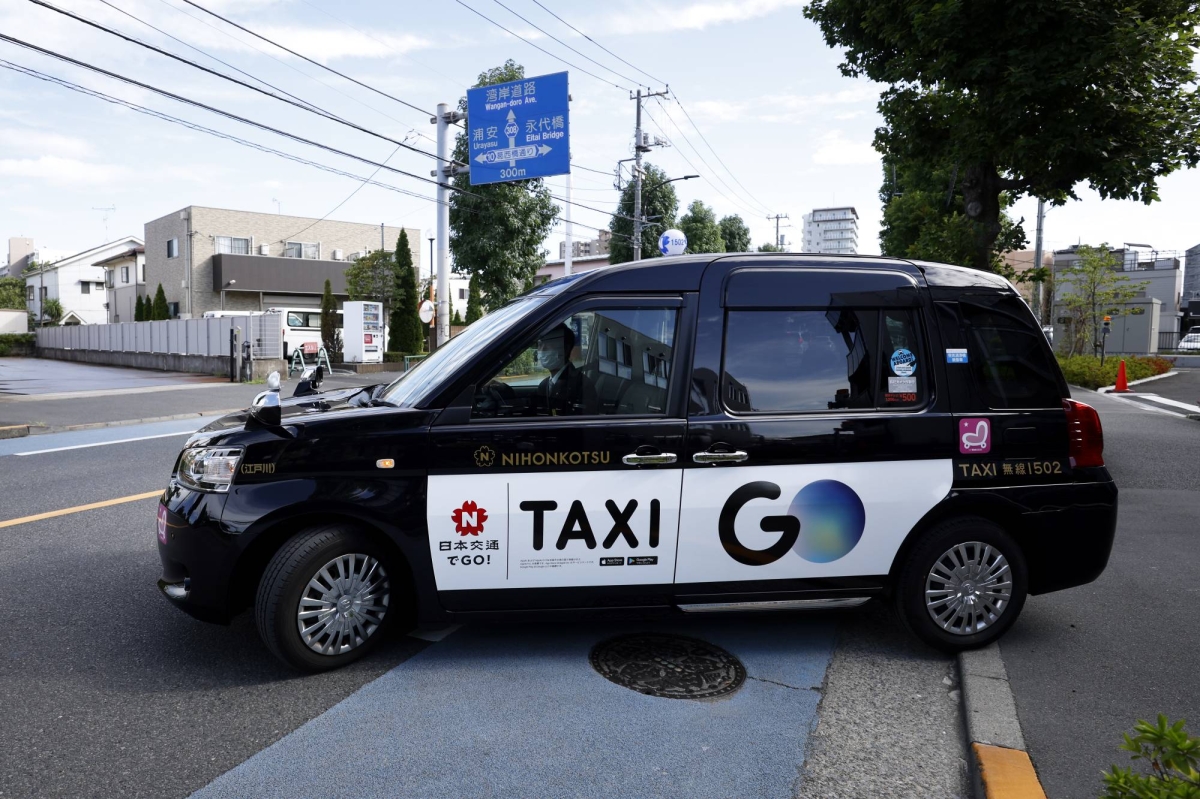 Japan to aid introduction of multilingual ride-hailing apps