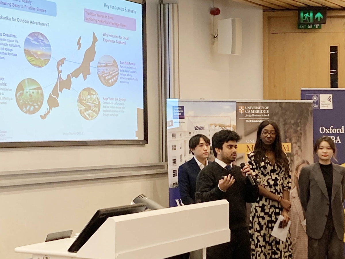 London students compete on ideas to promote Hokuriku region