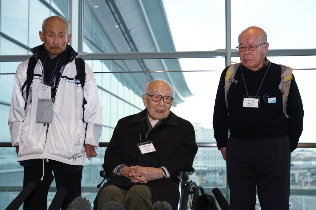 Hidankyo members leave for Nobel Peace Prize ceremony