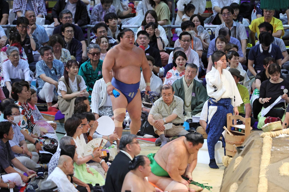 New Nagoya arena won't ease sumo's ticket crunch