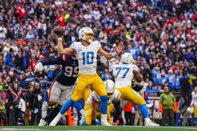 Chargers clinch playoff berth with dominating win over Patriots