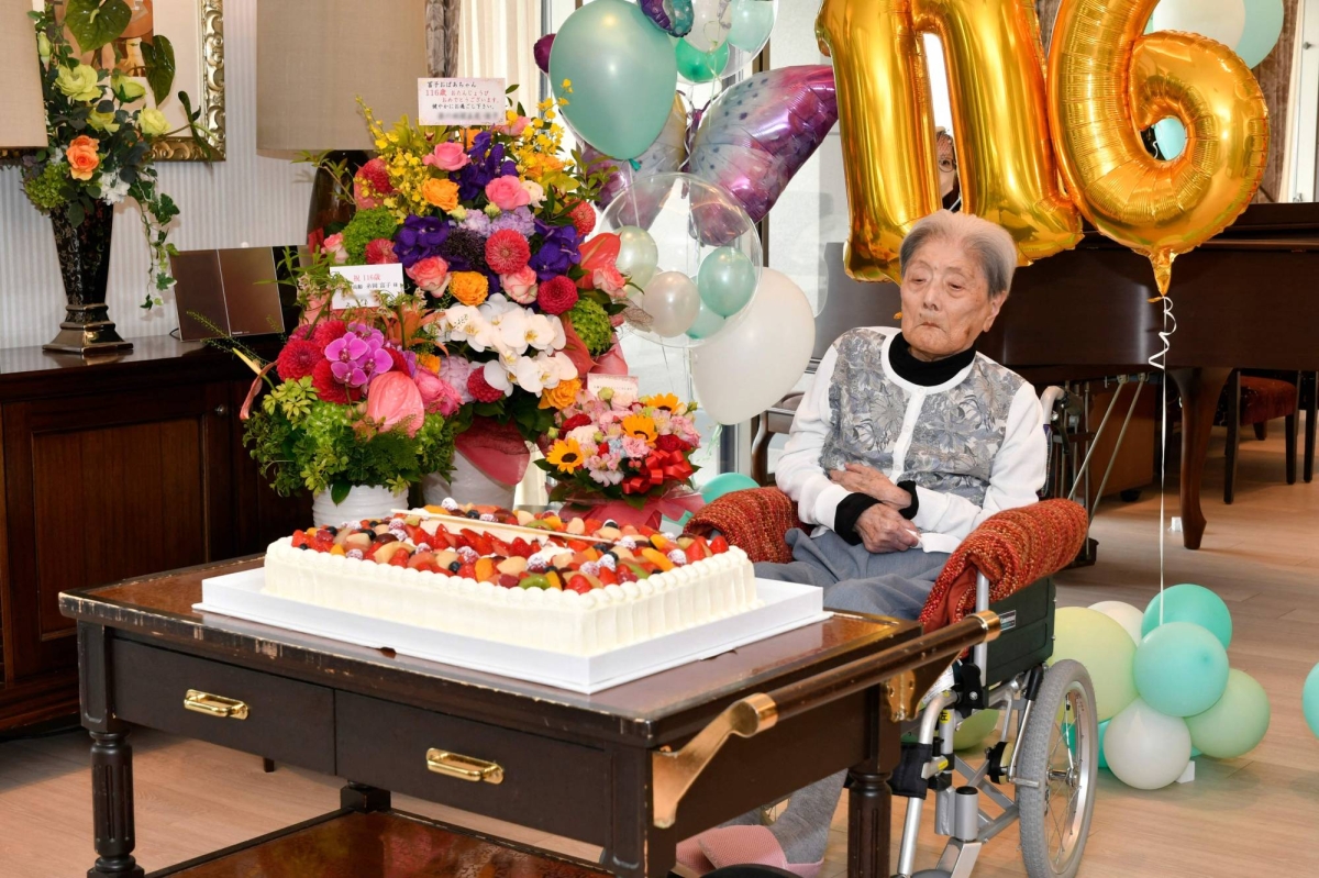 Tomiko Itooka, oldest person, dies at 116.