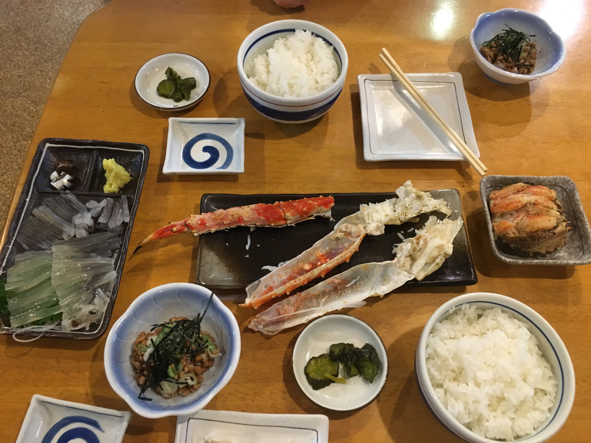 Seafood spread: A meal of fresh Tsugaru squid and crab at Maruyama Shoten in Hakodate. | DAVEY YOUNG