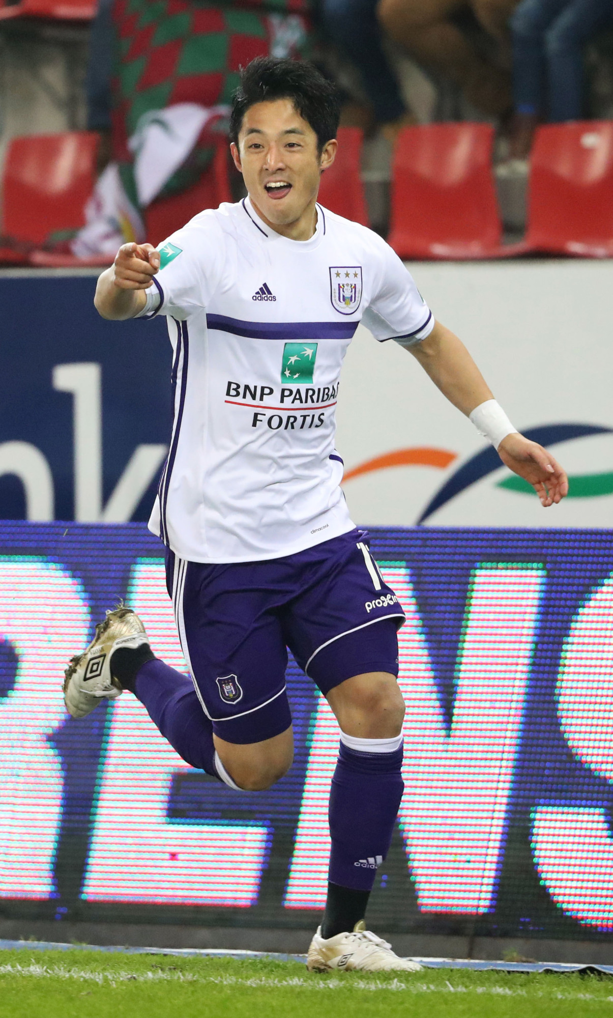Anderlecht's Ryota Morioka celebrates after scoring the 2-0 goal