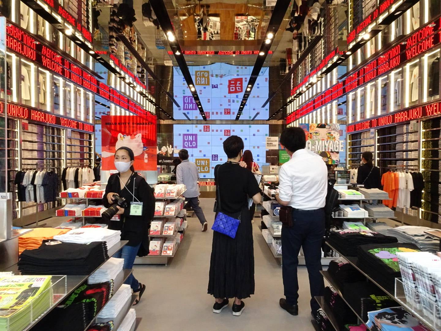 Japans Uniqlo to open first store in downtown Ho Chi Minh City by yearend   Tuoi Tre News