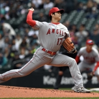 Shohei Ohtani struggles on mound against the Red Sox 