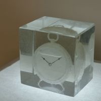 \"Waiting for awakening clock\" (2011) | &#169; MIYANAGA AIKO, COURTESY MIZUMA ART GALLERY