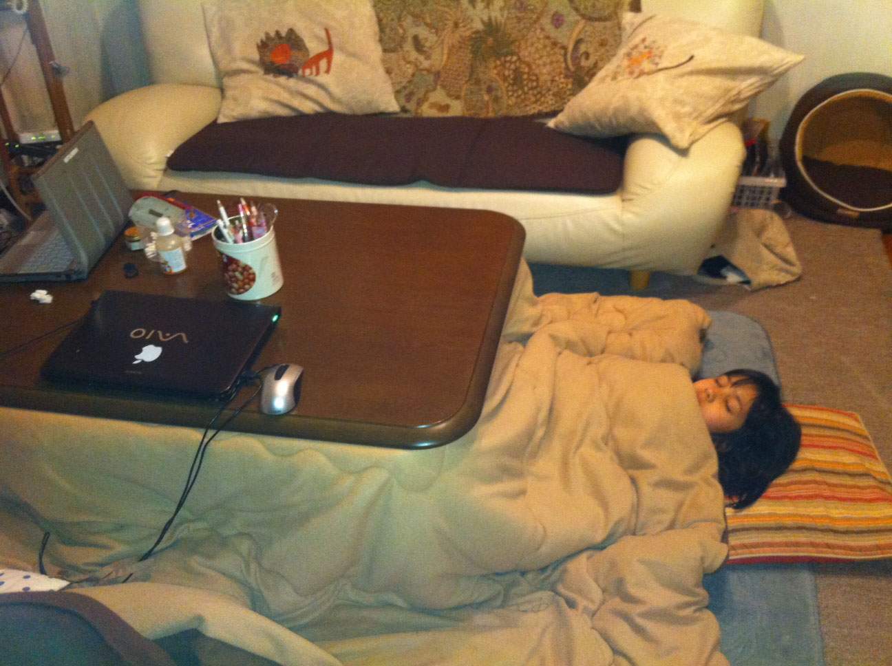 Never Leave Your Bed Again With This Awesome Japanese Invention