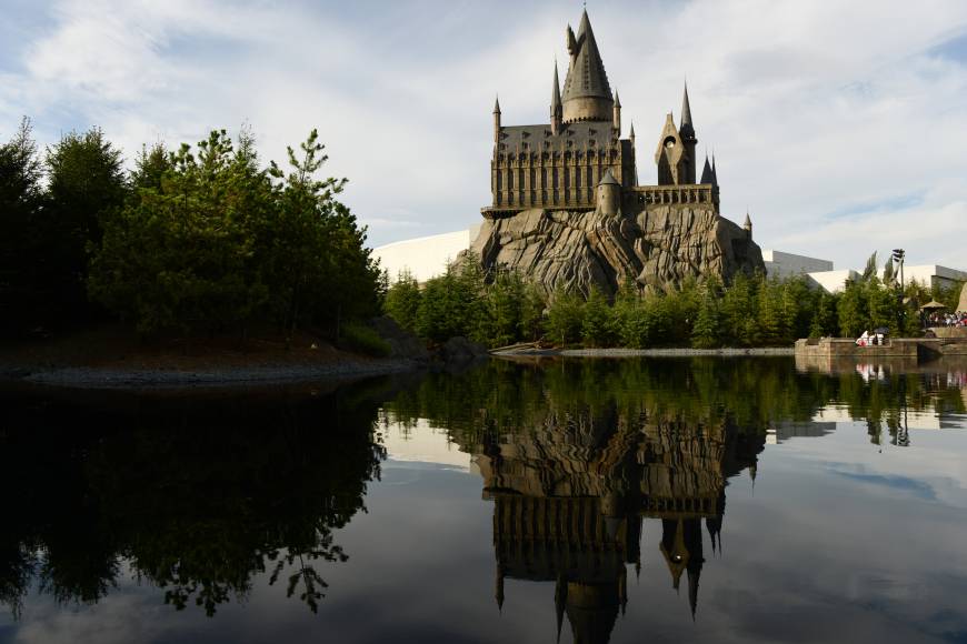 usj-touts-wizardry-of-harry-potter-to-win-japan-casino-partners-the