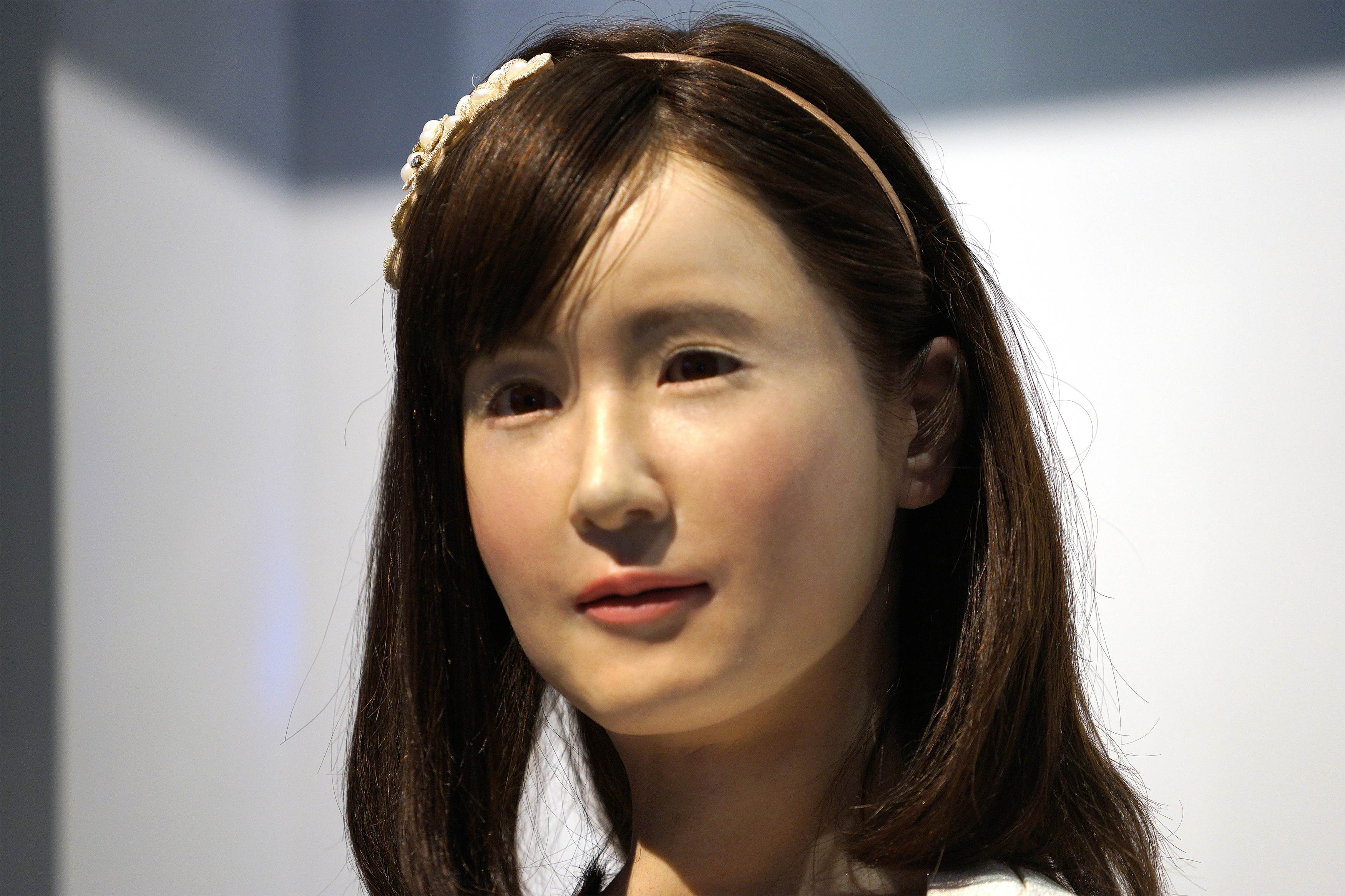 'Human' side of robots is shown off at Las Vegas electronics show | The ...