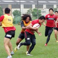 The Brave Blossoms practice on Thursday as they prepare for Saturday\'s test against Scotland. | KYODO