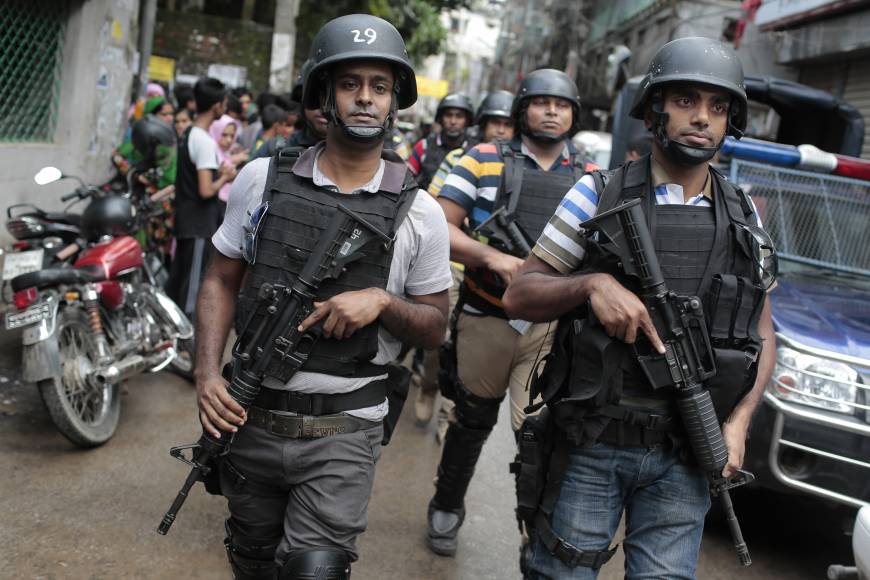 Bangladesh hunts escaped extremist as it probes IS links | The Japan Times