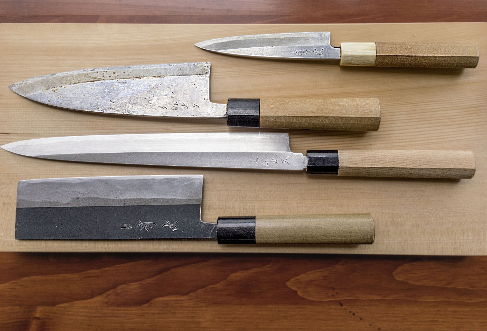 What Is The Correct Angle To Sharpen Japanese Knives?