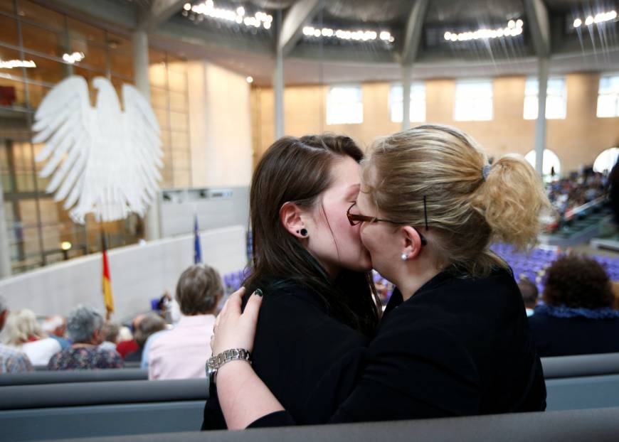 Germany Passes Same Sex Marriage Law The Japan Times