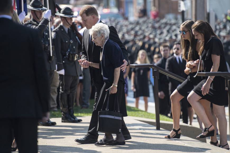 Hundreds of police from all over attend funeral for Pennsylvania ...