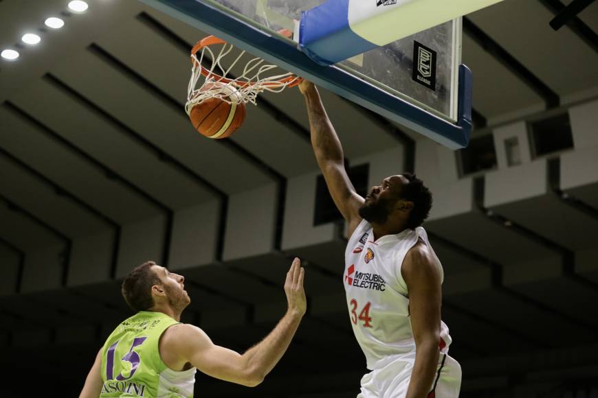 Nagoya's Justin Burrell provides clutch performance at free-throw line ...