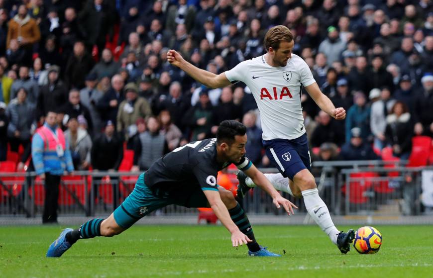 Record-breaker Harry Kane eclipses Lionel Messi in Tottenham win | The ...