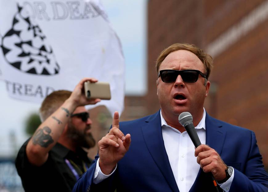 Youtube Yanks Videos From Conspiracy Theorist Alex Jones Infowars