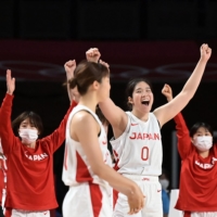 Samurai Japan squeaks out walk-off win over Dominican Republic in Olympic  baseball opener - The Japan Times