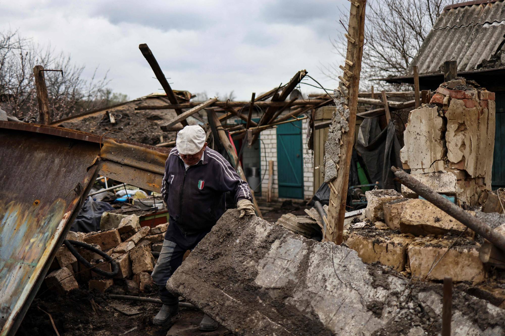 In Lyman, Civilians Stay Put As Fighting Intensifies In Donbas: 'We Have No  Intention Of Leaving, Even If The Shelling Continues