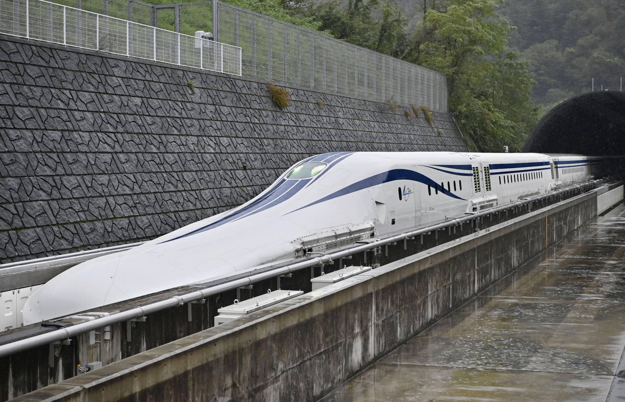 Japan-led maglev project in U.S. faces cost and regulatory hurdles | Japan Times