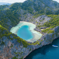 Cocks Comb Island, also known as Emerald Heart Island, is a popular diving site in the Myeik Archipelago. | MYANMAR MINISTRY OF HOTELS AND TOURISM