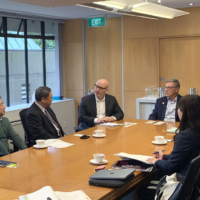 A meeting between the University of Electro-Communications and the University of Auckland. | UEC